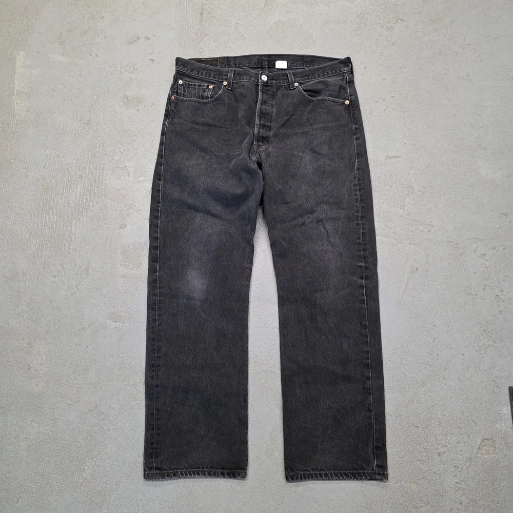 Levi's 501 XX Jeans Mens 38x31 Black Straight Fit Button Fly 00501-0660 Vintage